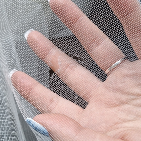 Vintage White Floral And Faux Pearl Wedding Veil - Picture 8 of 9